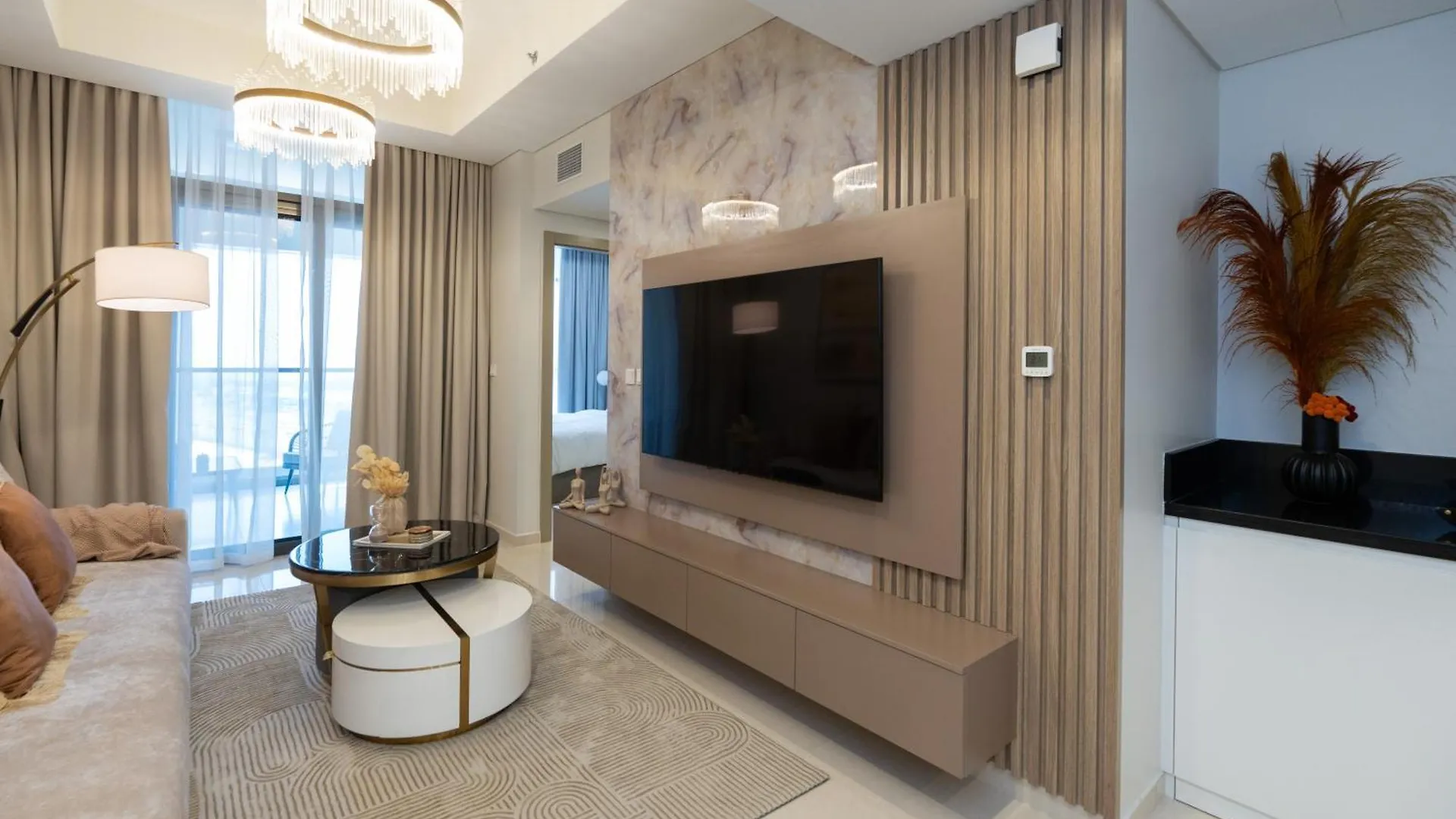 Apartmán Keyrock Living - Luxe 2Br In Business Bay Dubaj 0*,